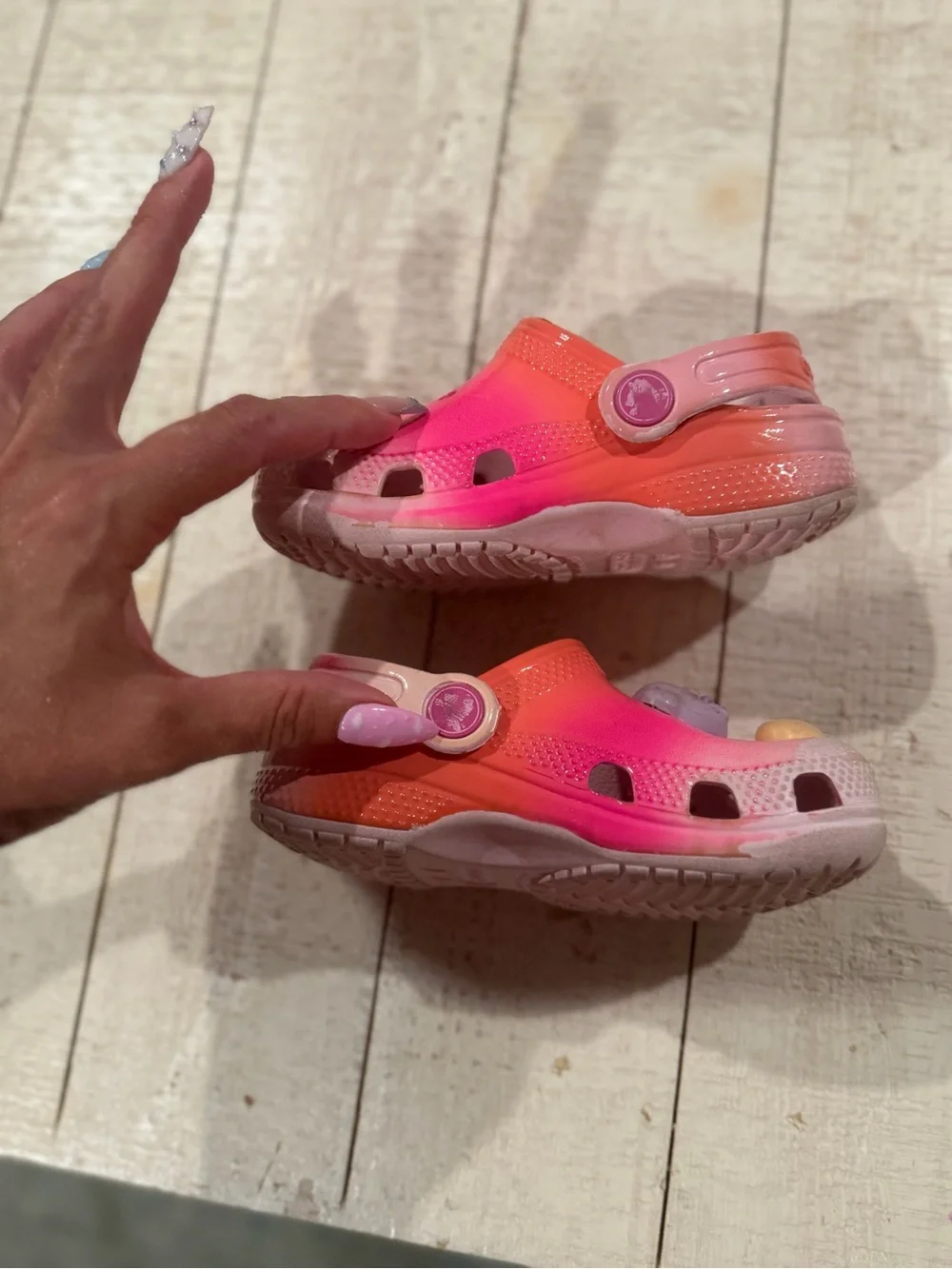 Toddler Crocs – Size C9 🌸⭐